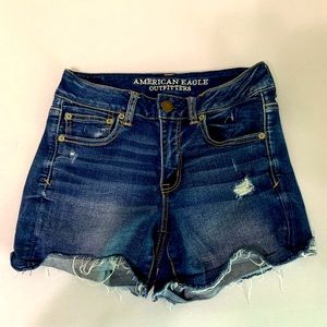 American Eagle shorts size 4